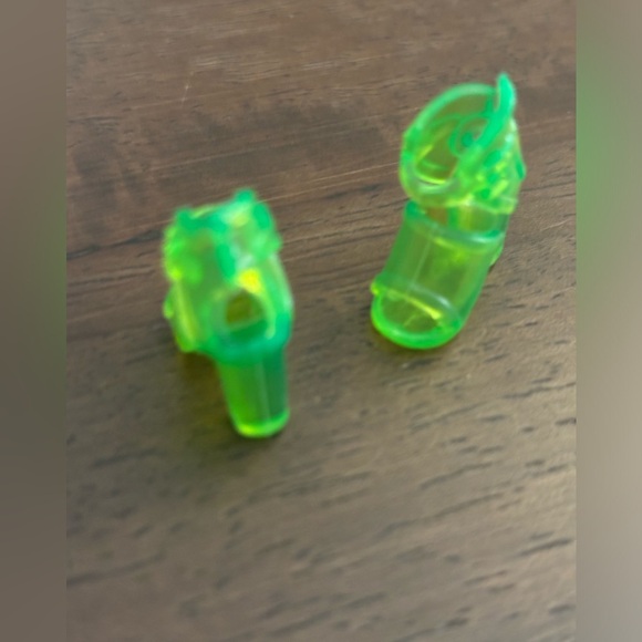 9 pairs of Barbie Doll Shoes Pink Purple Red Green Orange Open Toe Ballet Heels - Picture 10 of 10